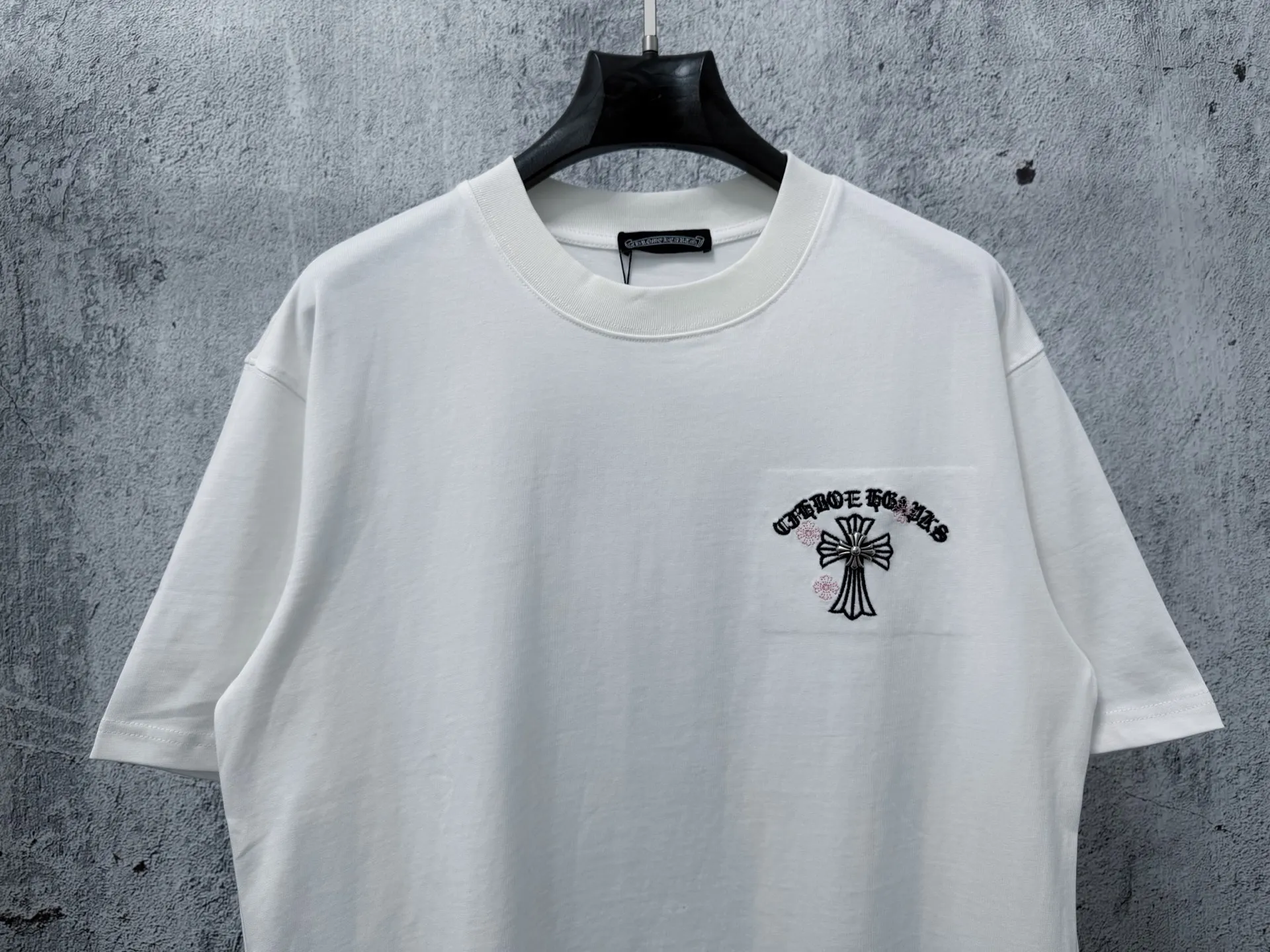 【Come hearts】ch t 26 ， Same Style， 。 ：Black White Size：S M L XL